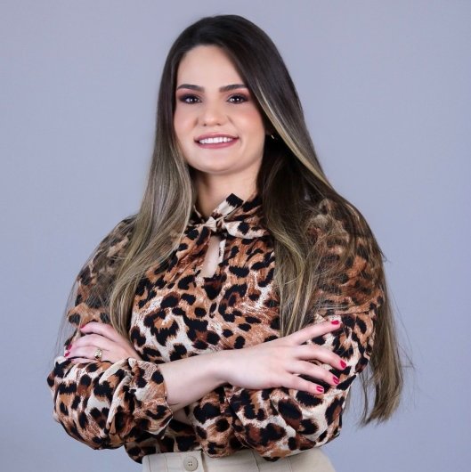 Dra. Luana Menechelli