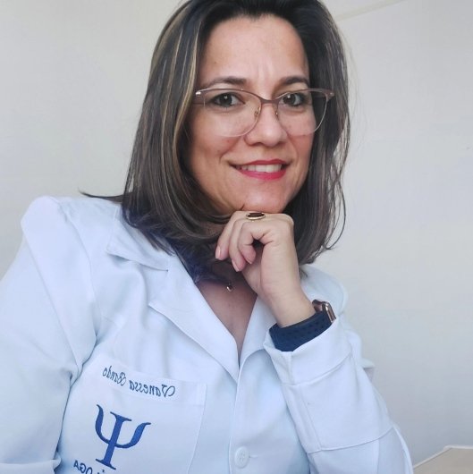 Dra. Vanessa Aparecida Bando