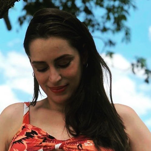Karla de Paula Batista