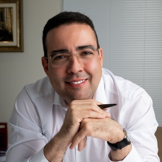 Dr. David Martins de Araújo Costa