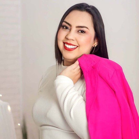 Dra. Aline Nogueira