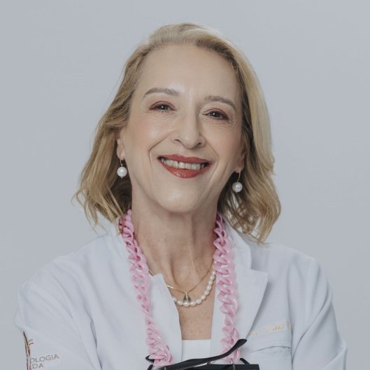 Dra. Lais Claro