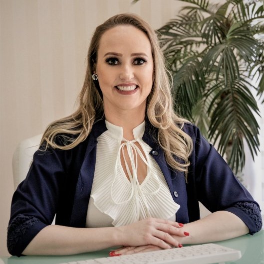 Dra. Carla Lebiedziejewski