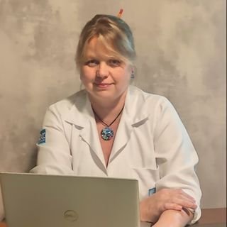 Dra. Monica Tkatchuk