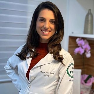 Dra. Mayra Souza Botelho