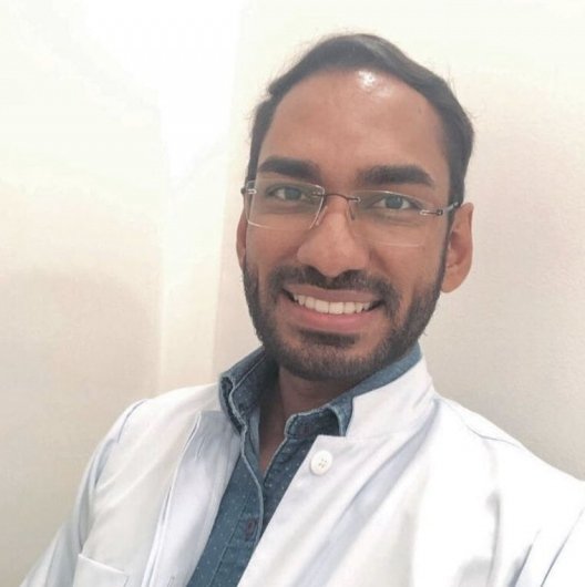 Dr. Vitor Santos