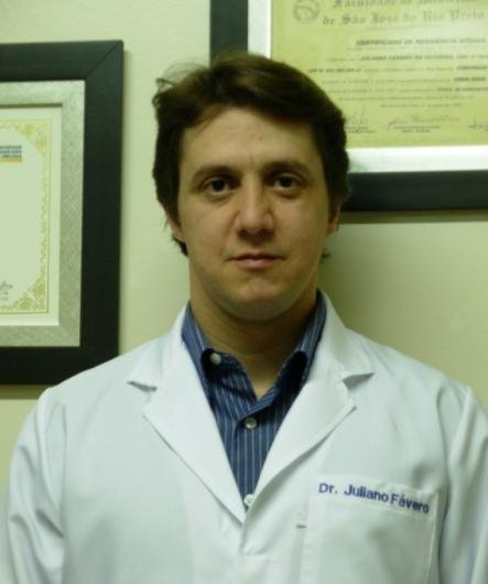 Dr. Juliano Favero de Oliveira