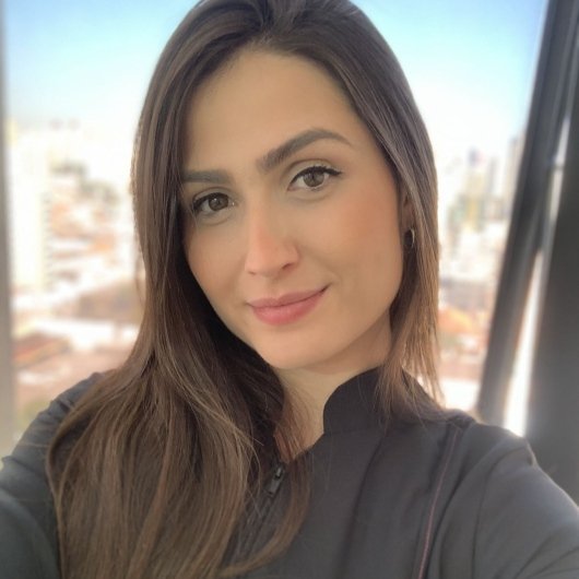 Dra. Flávia Bariani