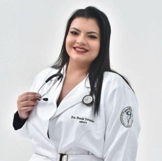 Dra. Brenda Morais Campos Fernandes