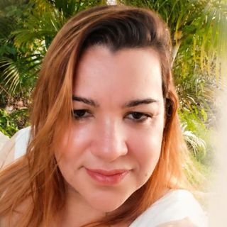 Prof. Adriana Rodrigues Andrade