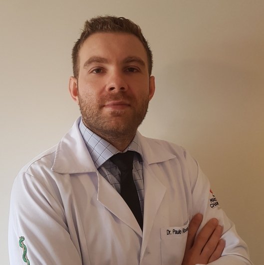 Dr. Paulo Ricardo Fabene