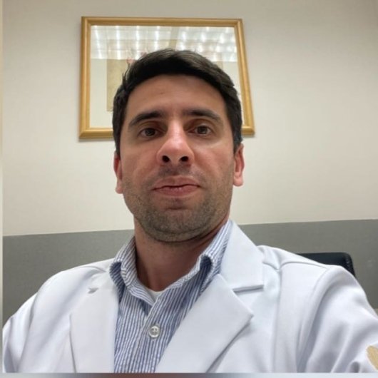 Dr. Raphael Taha