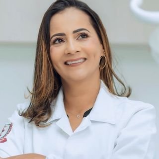 Dr. Dra Carla Tereza Gonçalves Magalhães