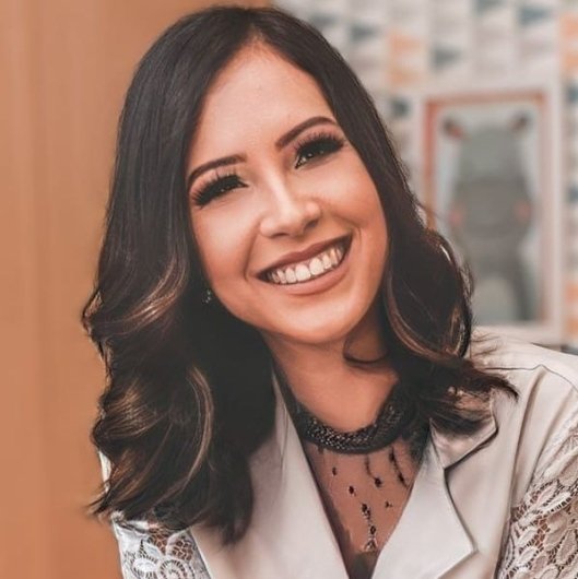Dra. Steffania Coelho