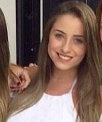 Dra. Flávia Nunes Auresco