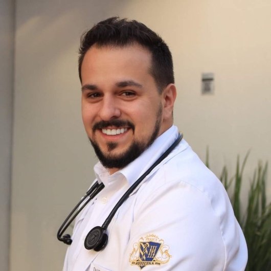 Dr. Marcelo Lourenço Lino