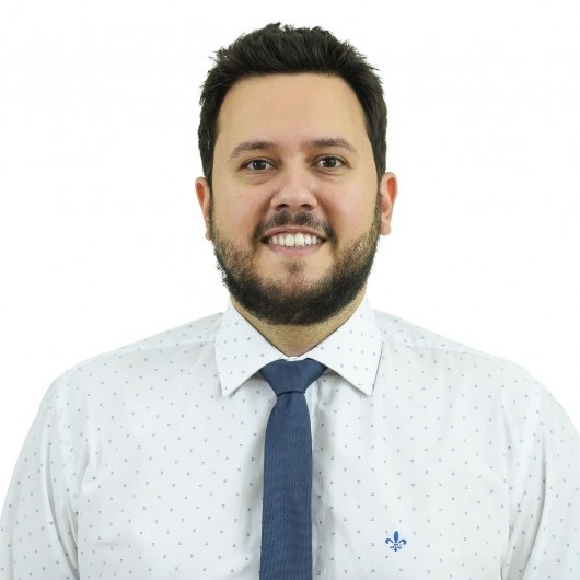 Dr. Vitor Fernandes