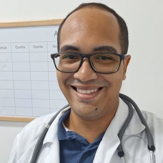 Dr. Caíque Roger Mota