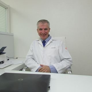 Dr. Fernando Meletti