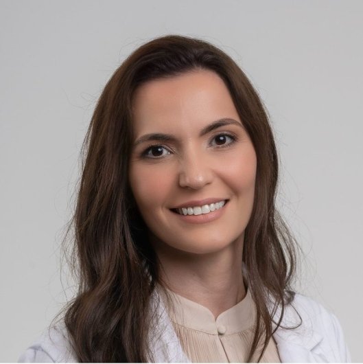 Dra. Thayze Teixeira Melo Nunes Martins