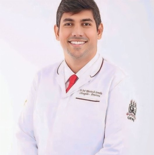 Dr. José Tiburtino de Carvalho Barros Júnior.
