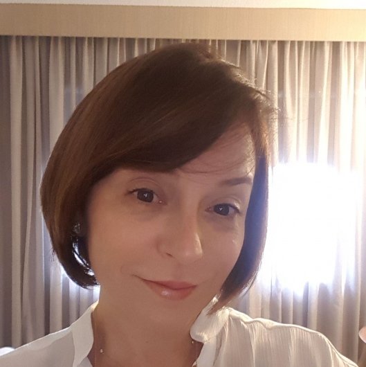 Dra. Liliane Olival