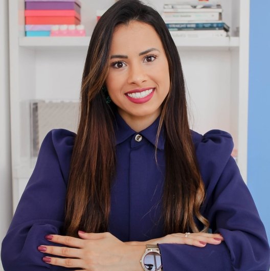 Dra. Dayane Durães