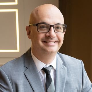 Dr. Bruno Saciloto