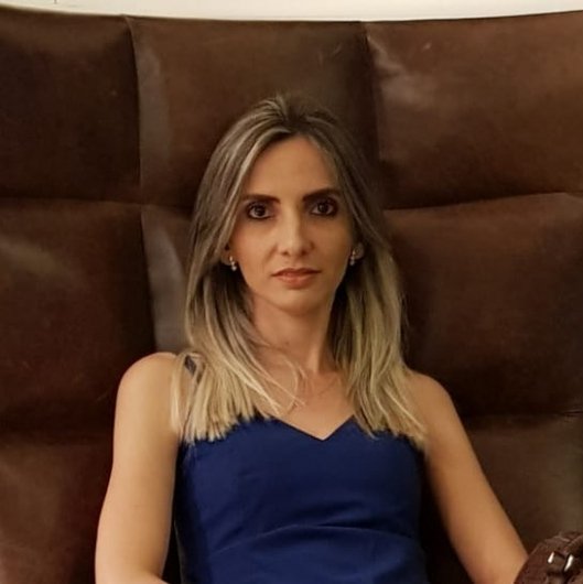 Dra. Fernanda Silvana Pereira Quirino