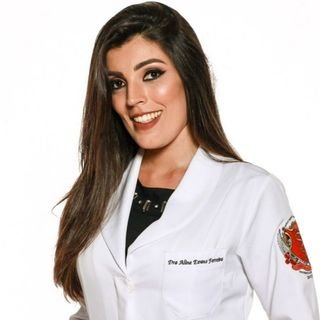 Dra. Aline Evans Ferreira