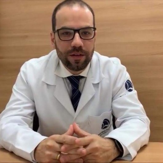 Dr. André Neves Alves