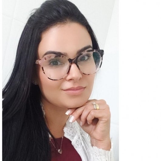 Dra. Natálie Calheira Alves