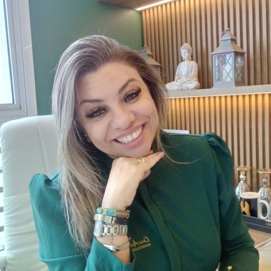 Dra. Andréia Noronha