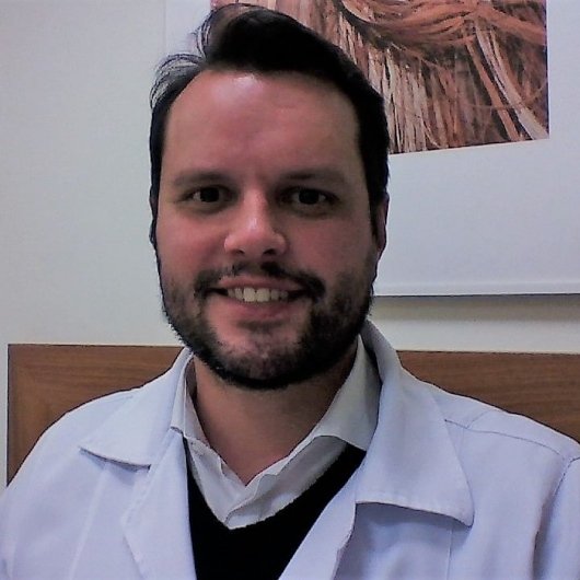 Dr. Renato Vismara Ropelato