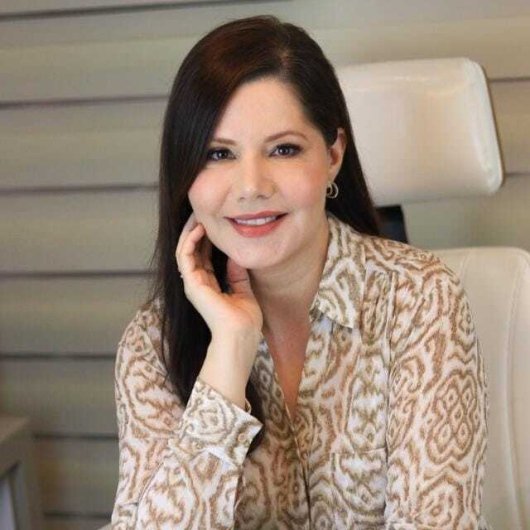 Dra. Alciara Lima .