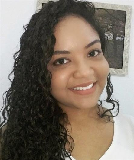 Ticiane Costa dos Santos