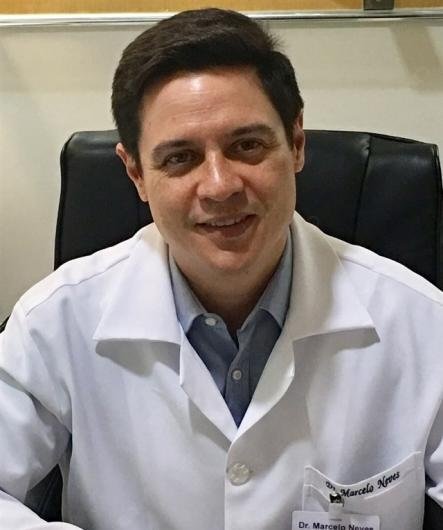 Dr. Marcelo Neves