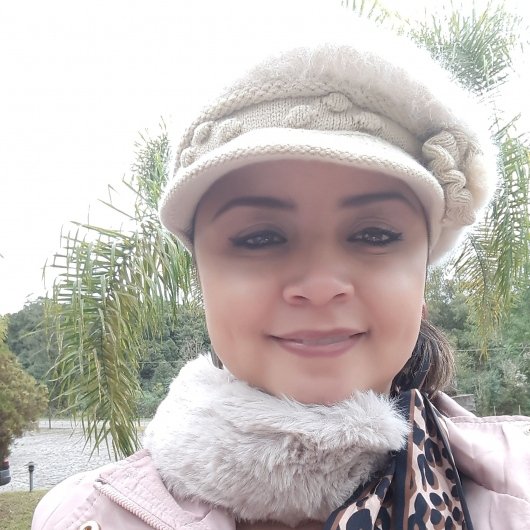 Dra. Gisele Alves