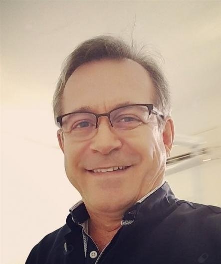 Dr. Walter Morais