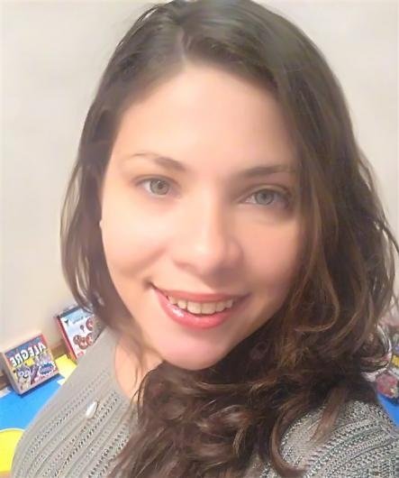 Suhênia Oliveira de Andrade Freitas
