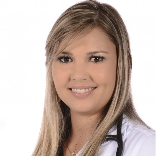 Dra. Karolinni Fontes