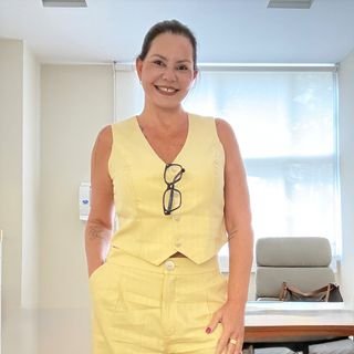 Dra. Luciana Gomes