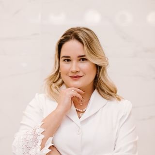 Dra. Marianne Lana