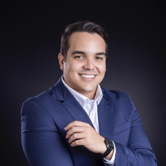 Dr. Moisés Lima