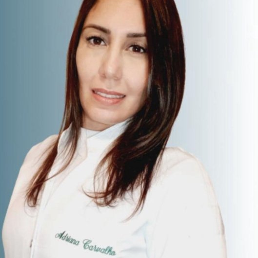 Dra. Adriana de Carvalho Barbosa