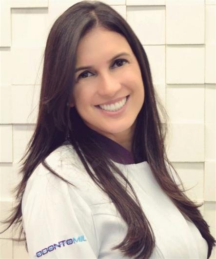 Dra. Juliana Alves de Oliveira