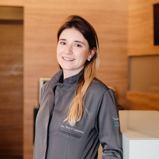 Dra. Thais Paiva Lamounier Vieira