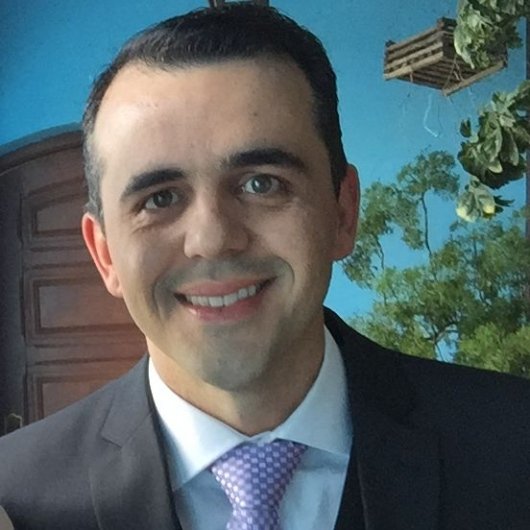 Dr. Fabio Carrara
