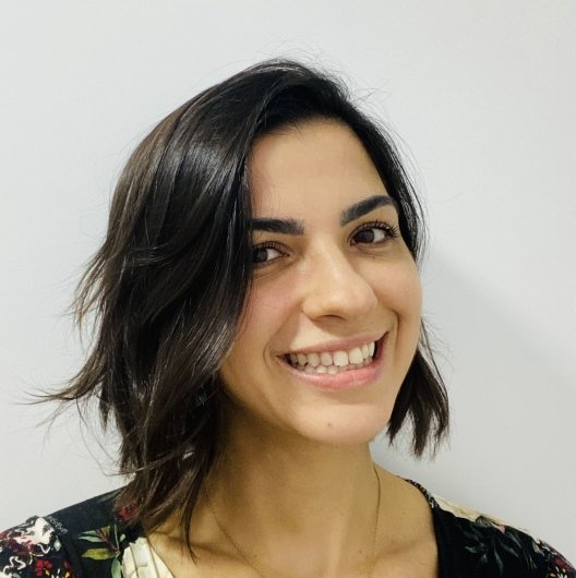 Flávia Stavarengo