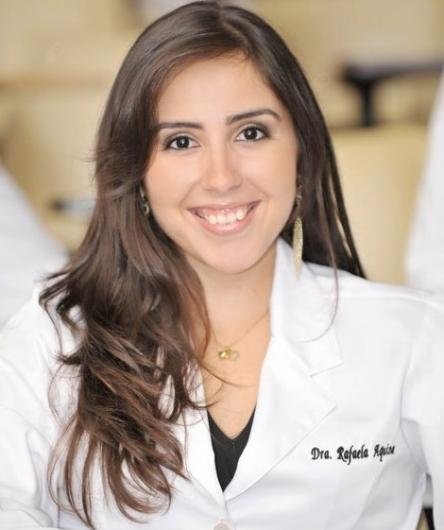 Dra. Rafaela Aquino Fernandes Lopes